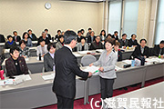 国民健康保険制度について滋賀県に申し入れる日本共産党滋賀県地方議員団写真