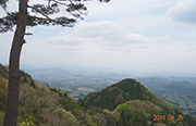 御斉峠から伊賀盆地を望む写真